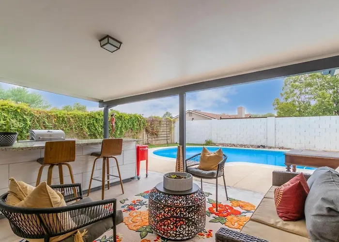 Stylish 3br Pool Getaway Asu & Park Holiday home *